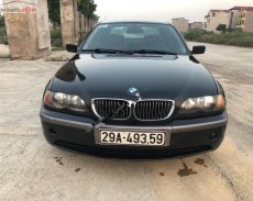 Cần bán BMW 318i năm sản xuất 2002, màu đen, xe nhập, giá 225tr giá 225 triệu tại Ninh Bình