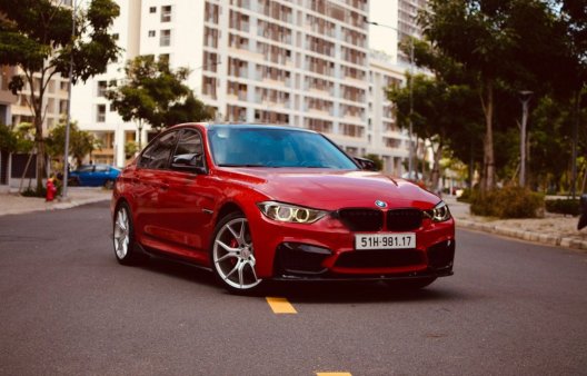  BMW M3, rojo, importado